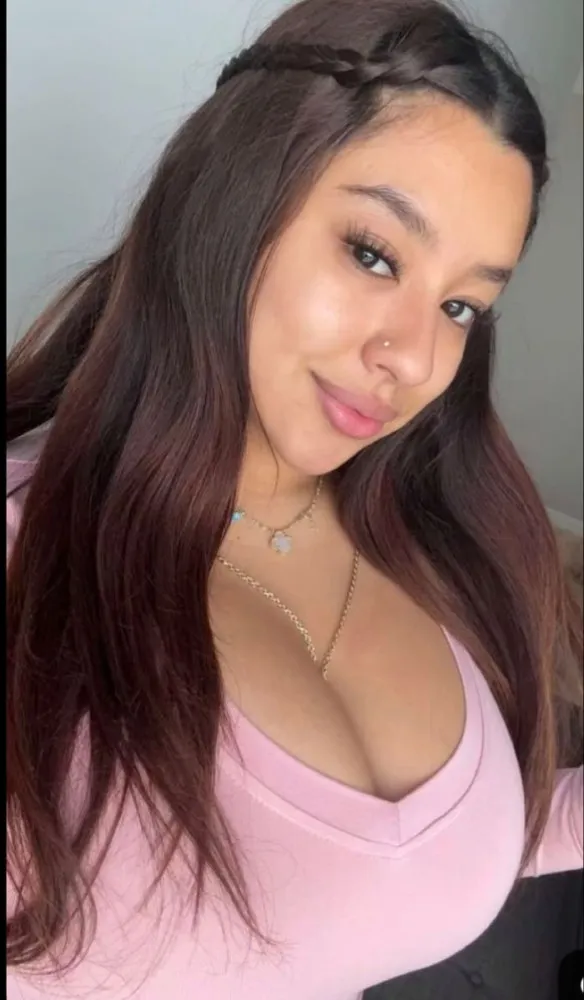 Navya - Aerocity escort profile