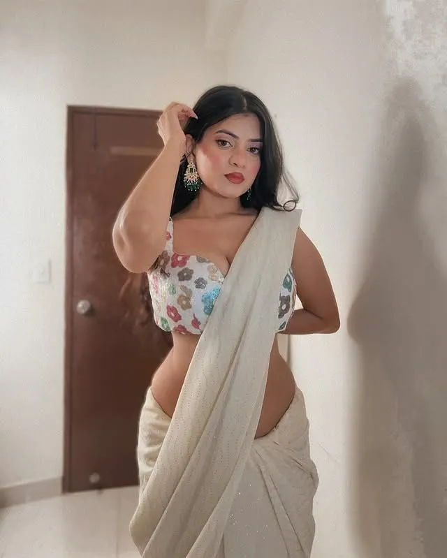 Sanam - Aerocity escort profile