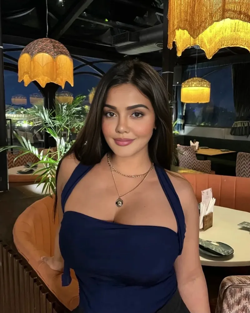 Vidhi - Aerocity escort profile